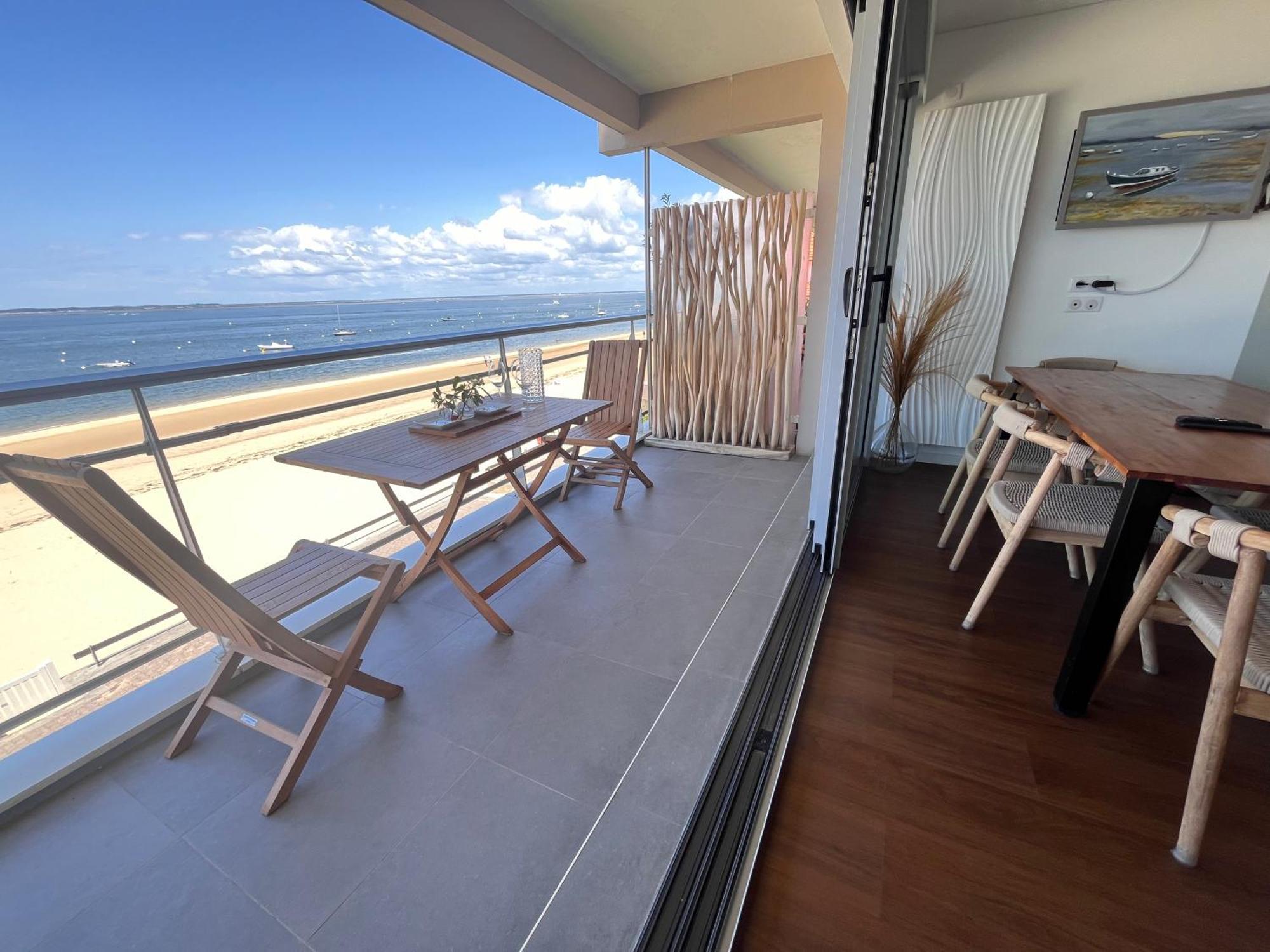ארסשון Premiere Ligne Acces Prive Et Direct A La Plage Vue Mer מראה חיצוני תמונה