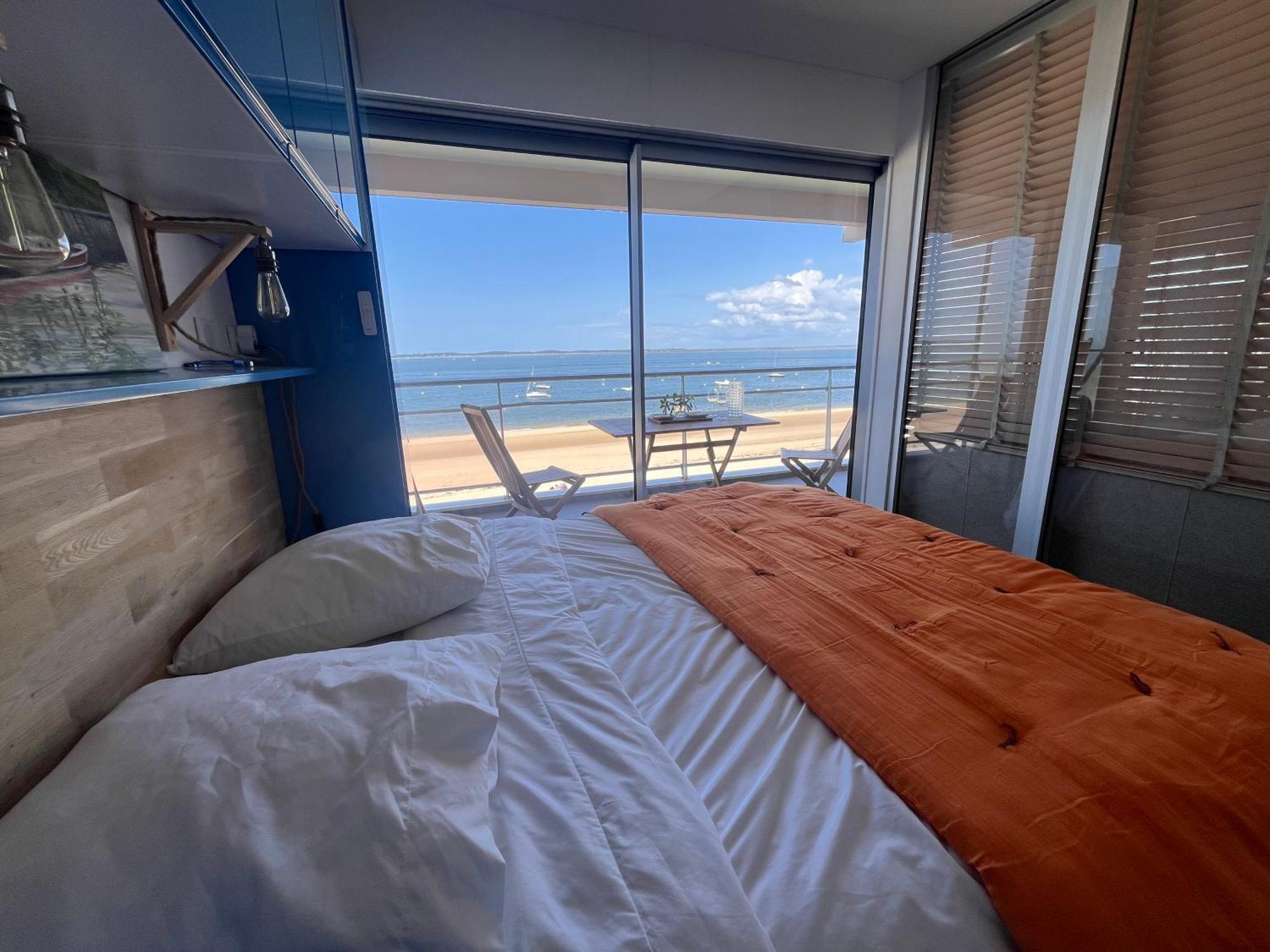 ארסשון Premiere Ligne Acces Prive Et Direct A La Plage Vue Mer מראה חיצוני תמונה